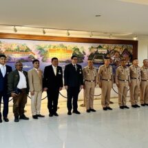 กมธ.ความมั่นคงฯ ถก ผบ.ทร. รับเข้าใจกองทัพเรือ ยันมาเพื่อช่วย ไม่ใช่จ้องจับผิด