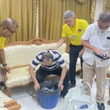 นาทีชีวิต! จิตอาสาสำนักงานเลขานุการกองทัพเรือ รุดช่วยผู้ป่วยกำลังหมดสติส่งรพ.