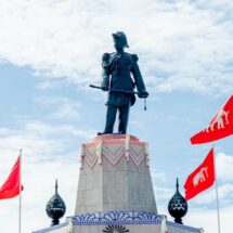 ทร.จัดงานรำลึก 131 ปี วิกฤตการณ์ ร.ศ.112 ผบ.ทร. ยิงปืนเสือหมอบสดุดีวีรชนไทย