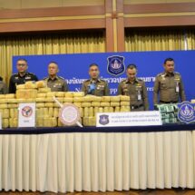 ตร.ปส. บุกทลายนักค้ายาผิวสี-ตัดตอนสกัดยาบ้าลำเลียงลงใต้ 7.5 ล้านเม็ด