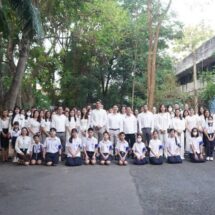 สักการะสิ่งศักดิ์สิทธิ์ ในโอกาสก่อสร้างโรงเรียนสาธิต ม.ศิลปากร แห่งใหม่