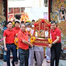 มูลนิธิป่อเต็กตึ๊ง จัดพิธีต้อนรับ อัญเชิญขบวนเจ้าแม่ลิ้มกอเหนี่ยว หาดใหญ่ ประดิษฐาน มูลนิธิป่อเต็กตึ๊ง