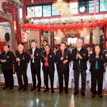 มูลนิธิป่อเต็กตึ๊ง ประกอบพิธีจุดเทียนเปิดงานฉลองบรรลุธรรมหลวงปู่ไต้ฮง ประจำปี 2568