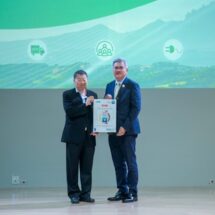 ทรู คอร์ปอเรชั่น ผ่านการรับรองมาตรฐานภาคอุตสาหกรรม มอก.9999 ด้วย 4 แนวทางเศรษฐกิจพอเพียง