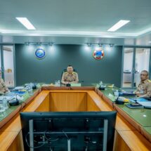 ผบ.ทร. ประชุมบอร์ดท่าเรือพาณิชย์สัตหีบ ลุยตรวจท่าเรือจุกเสม็ด-อาคารเฟอร์รี่-พื้นที่ธุรกิจ