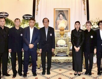 สมาพันธ์สื่อไทย ถวายอาลัย “สมเด็จพระพันปีหลวง” ที่เวียดนาม