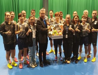 ดร.ณัฏฐ์ เยี่ยมให้กำลังนักกีฬาเทคบอล-คิกบ็อกซิ่งสู้ศึกซีเกมส์