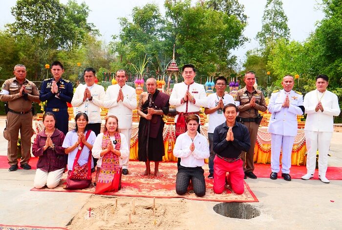 อัศจรรย์ “อาทิตย์ทรงกรด” วางศิลาฤกษ์พระมหาเจดีย์ “กตัญญูคัมภีร์โร”