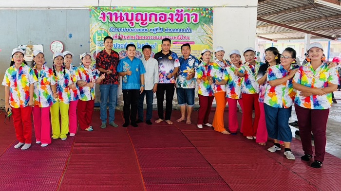 พลังศรัทธา…ที่ไม่เคยเลือนหาย! ‘บุญกองข้าว’ บ้านหนองกลางดอน