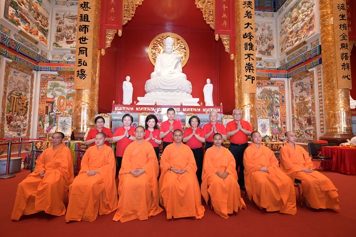 มูลนิธิป่อเต็กตึ๊ง จัดพิธีสวดเจริญพระพุทธมนต์ “ฉลองบรรลุธรรมหลวงปู่ไต้ฮง (ไต้ฮงกง)”