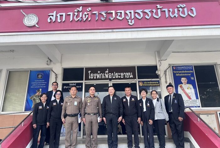 อธิบดีกรมคุ้มครองสิทธิฯ ลงพื้นที่ตรวจเยี่ยมให้กำลังใจคณะทำงานบริหารประจำศูนย์ไกล่เกลี่ย จ.ชลบุรี