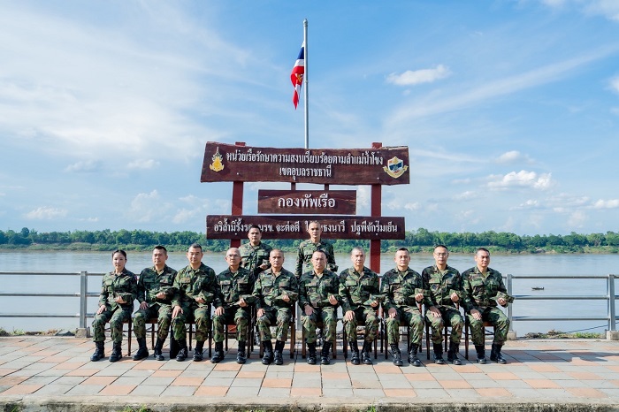 ผบ.ทร. ตรวจเยี่ยมหน่วยเรือรักษาความสงบเรียบร้อยตามลำแม่น้ำโขง เขตอุบลราชธานี