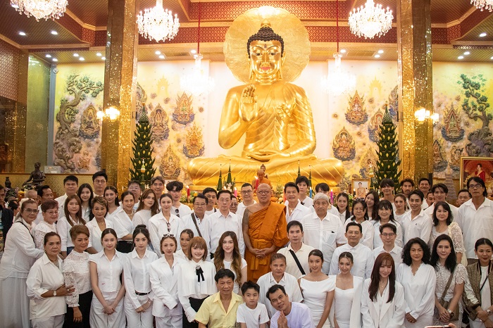 ศิลปินดาราคนดัง นักธุรกิจ ศิษย์สาธุชน ร่วมสืบสาน “วิสาขบูชารำลึก” ไหว้ครูบูรพาจาร “หลวงพ่อพูล” ละสังขาร 20 ปี