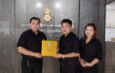 นายก สนท. รับมอบหนังสือพระราชประวัติ ‘ในหลวง’ รัชกาลที่ 9