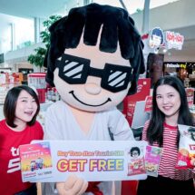ทรู x โก๋แก่ เติมสีสันการเริ่มต้นทริปเมืองไทย กับ “Stay Connected, Stay Crunchy”