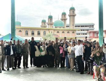 ตร.นครบาลลุย “อุดมสุข” หนุนตำบลยั่งยืน ส่งต่อพลังชุมชนสุเหร่าจระเข้ขบ สกัดยาเสพติดครบวงจร