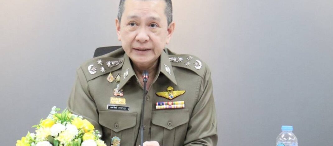 จเรฯ สั่งตรวจตรงไปตรงมา-ใช้เทคโนโลยี พร้อมมอบข้าวสาร 1.2 ตัน หนุนขวัญกำลังใจ